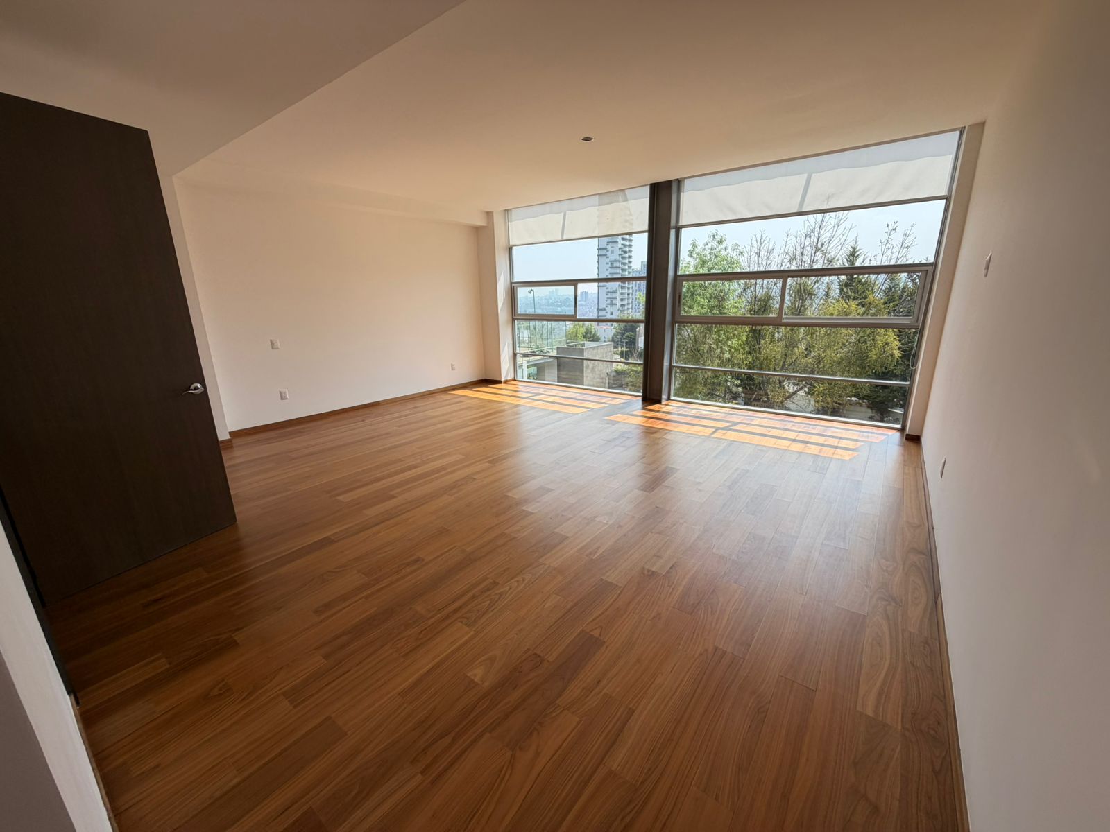 WhatsApp Image 2026 02 26 at 15.41.24 8