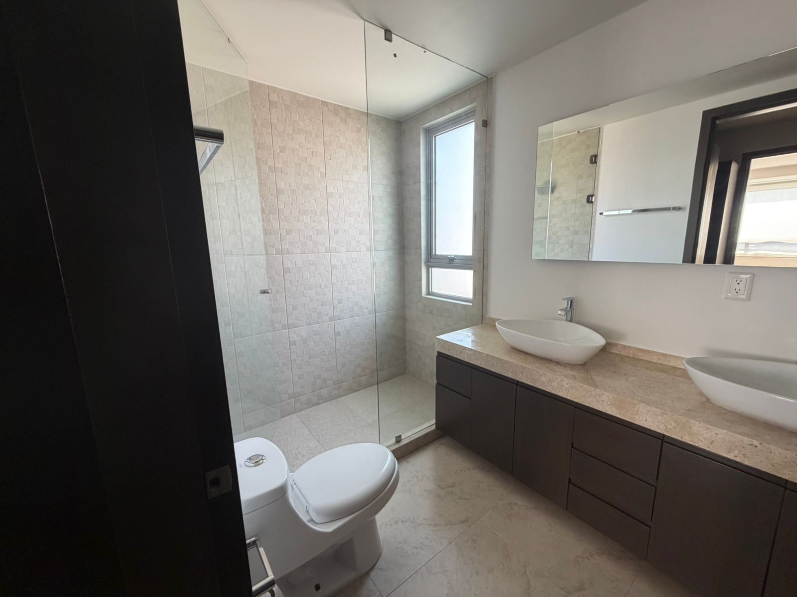 WhatsApp Image 2026 02 26 at 15.42.49