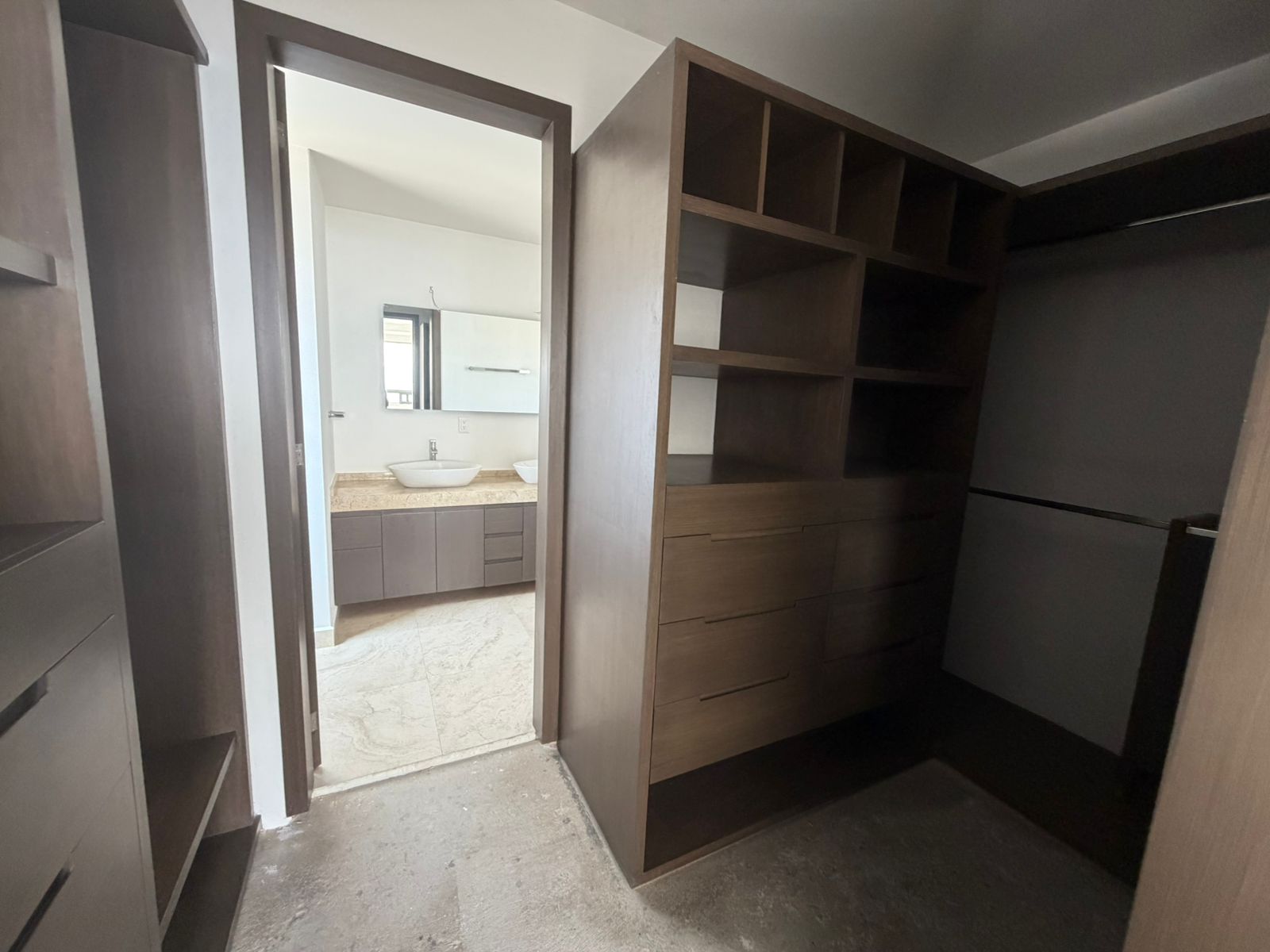 WhatsApp Image 2026 02 26 at 15.43.10 10