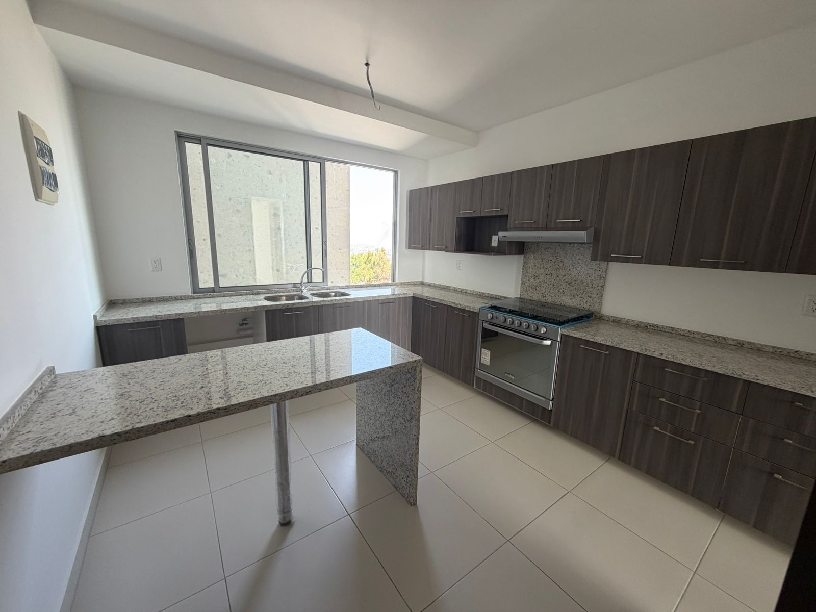 WhatsApp Image 2026 02 26 at 15.43.43 4